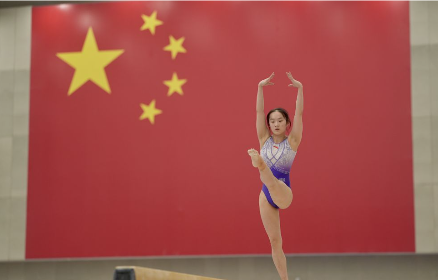 问鼎娱乐的时尚潮流体验